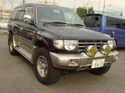 Mitsubishi Pajero Canada