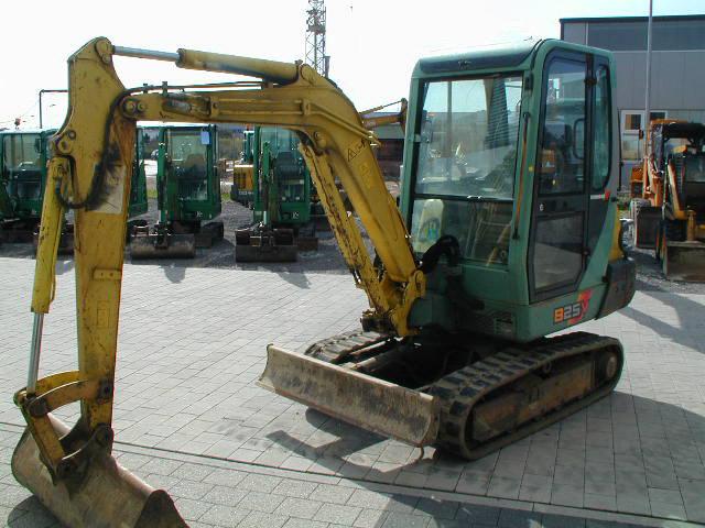 Yanmar Mini Excavator B 25V, 2002, Used For Sale