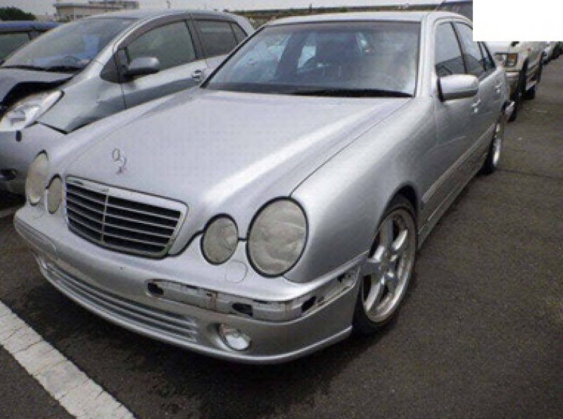 1999 Mercedes e320 oil capacity