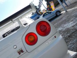 Nissan SKYLINE GT-R V SPEC 2 picture