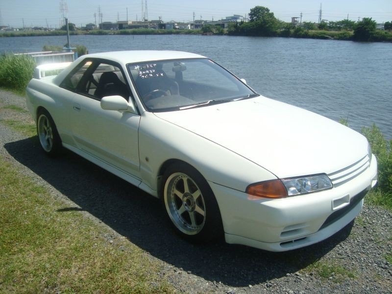 Nissan Skyline Gtr R32 Christal White