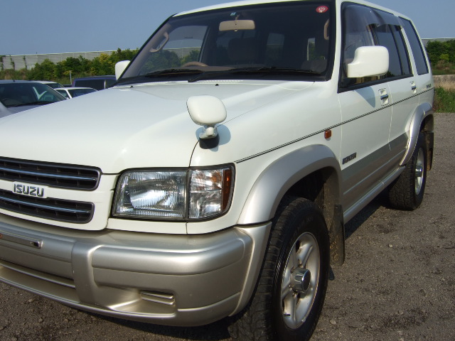 Isuzu bighorn 2001