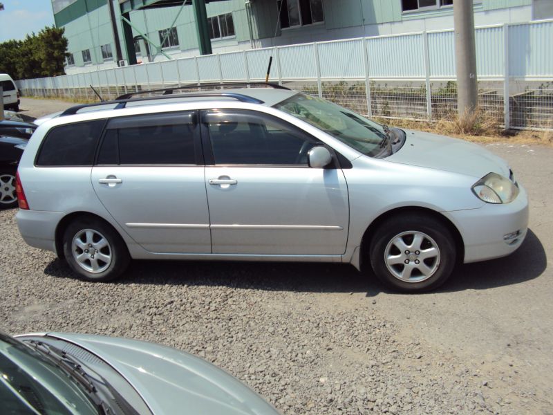 Toyota corolla fielder 2002