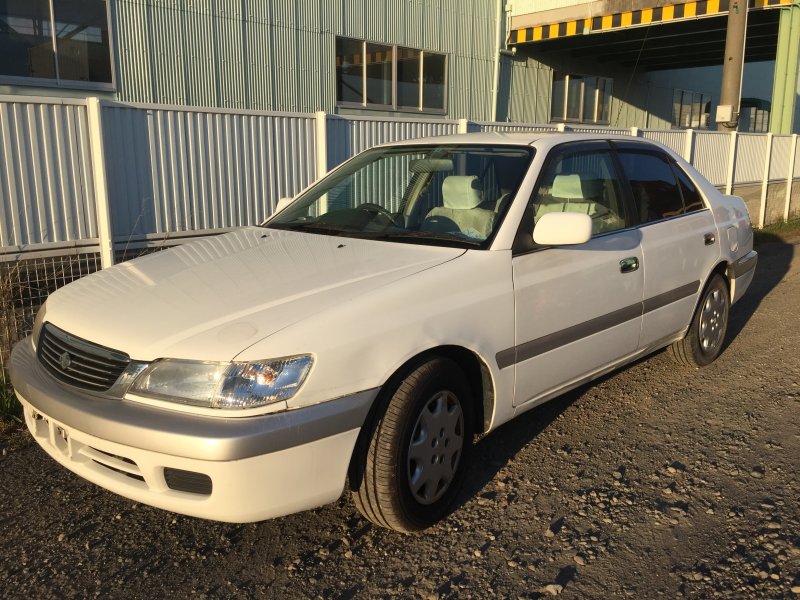 Toyota corona premio 2001