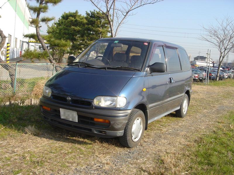 Nissan serena 1994