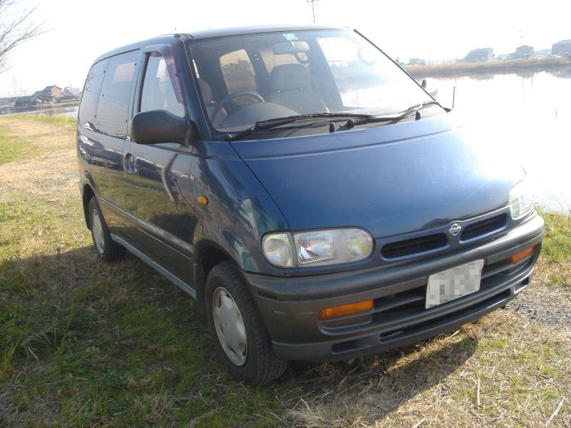 Nissan serena 1994