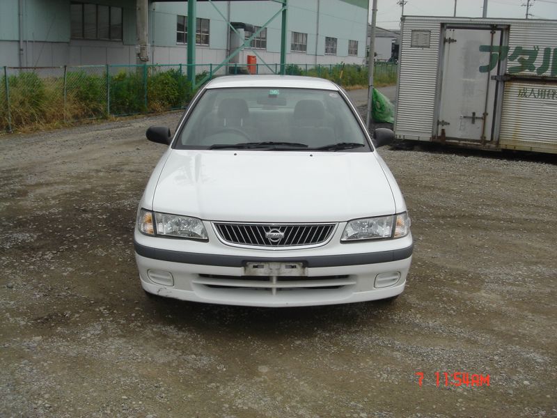 nissan sunny 2000 for sale