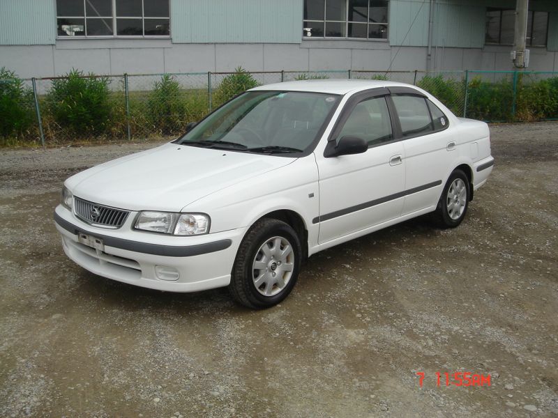 Nissan Sunny EX saloon, 2000, used for sale