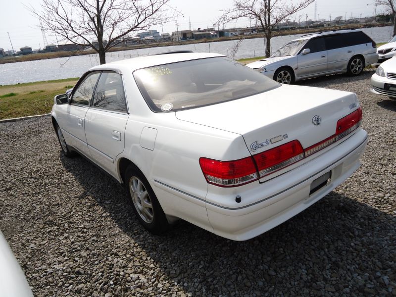 Toyota mark 2 grande