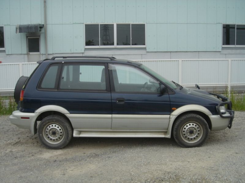 Mitsubishi rvr 1996