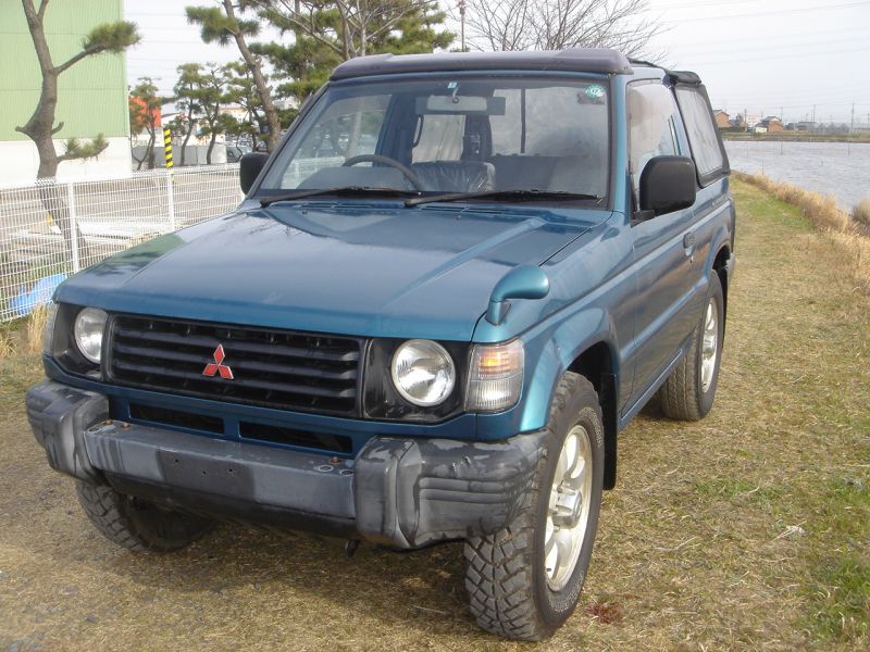 Mitsubishi pajero v