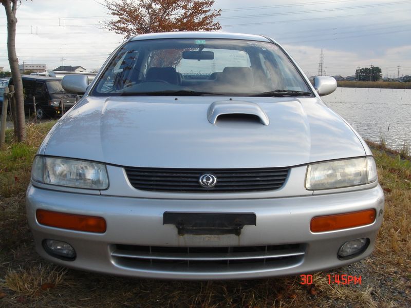 Mazda familia 1994