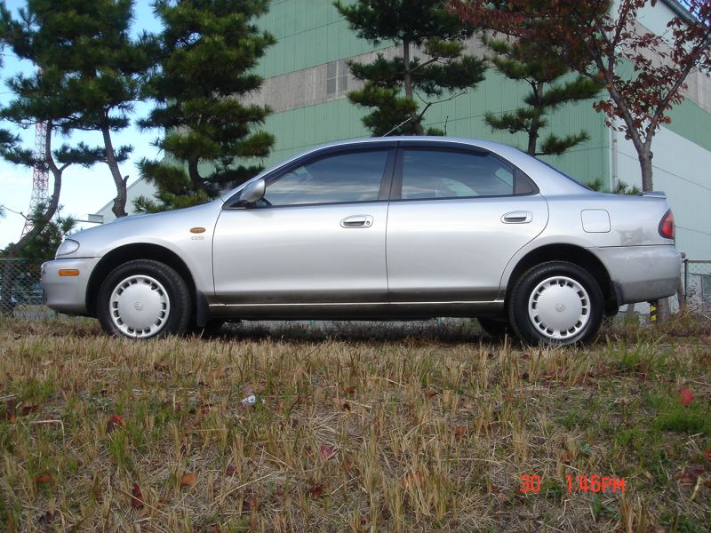 Mazda familia 1994