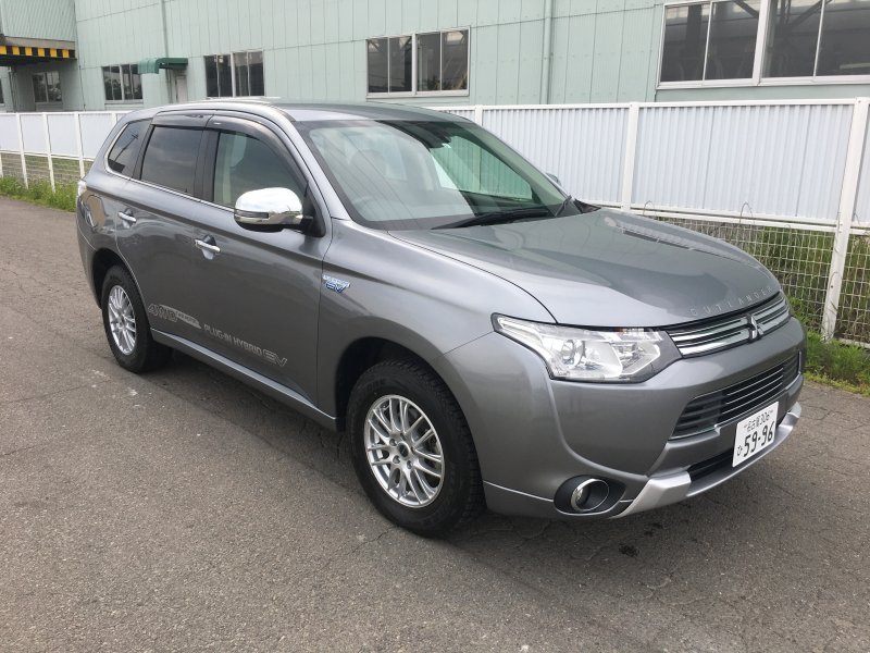 Mitsubishi outlander 4b11