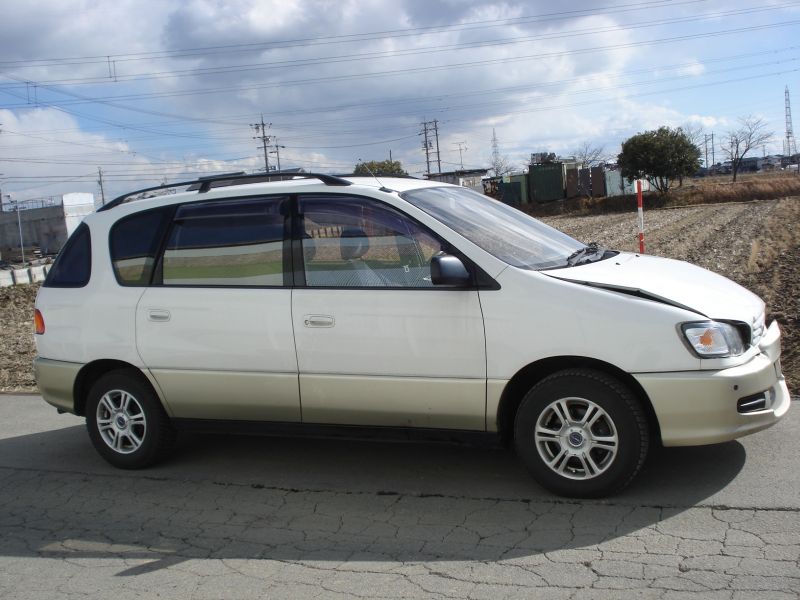 Toyota ipsum 1997