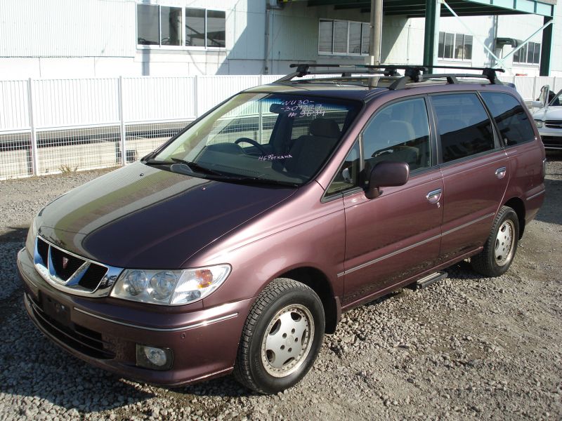 Nissan presage i 1998