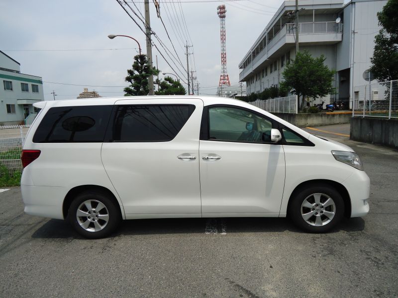 Toyota alphard 4wd