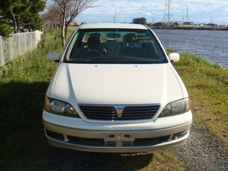 Toyota vista 1999