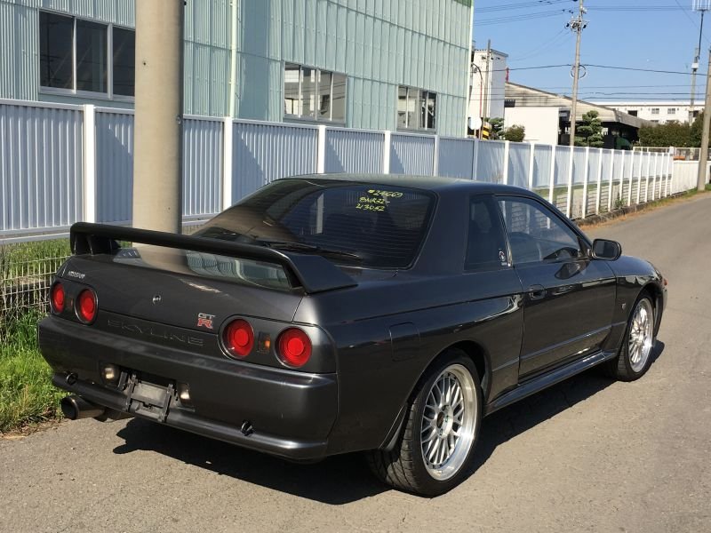 Nissan skyline r32 coupe