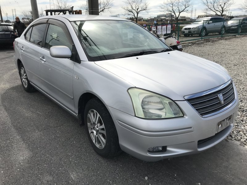 Toyota premio 2005