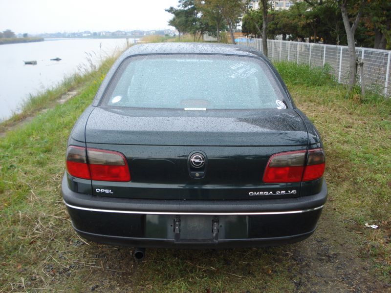 Opel omega 1997