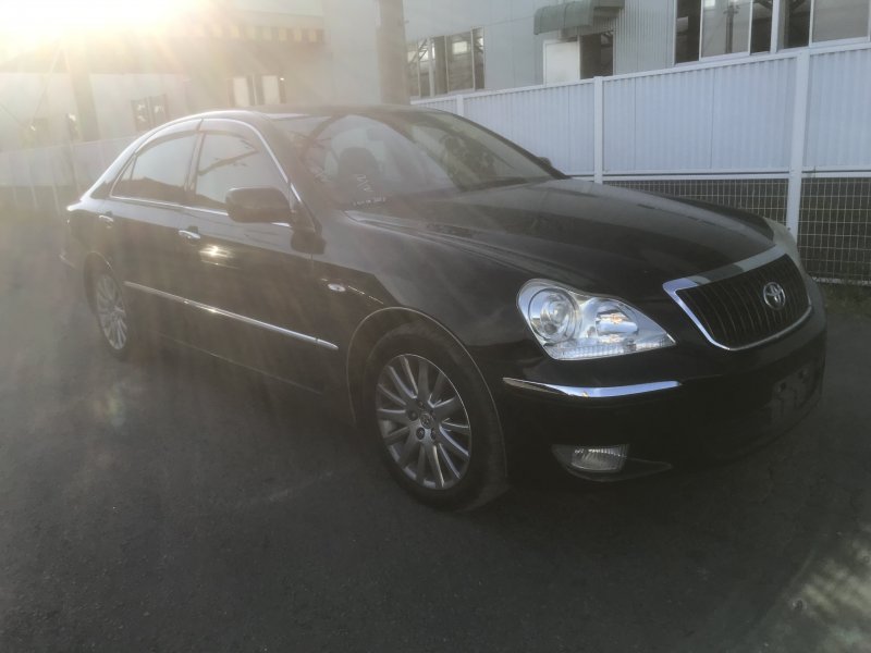 Toyota crown majesta 2008