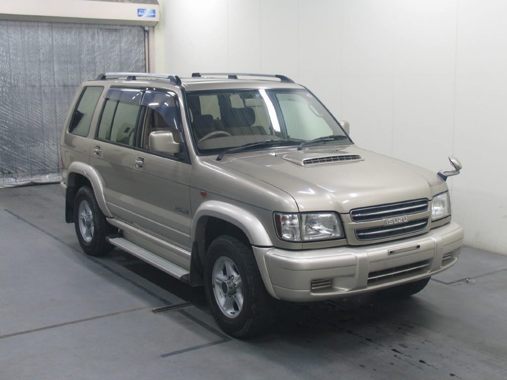 Isuzu bighorn 2001