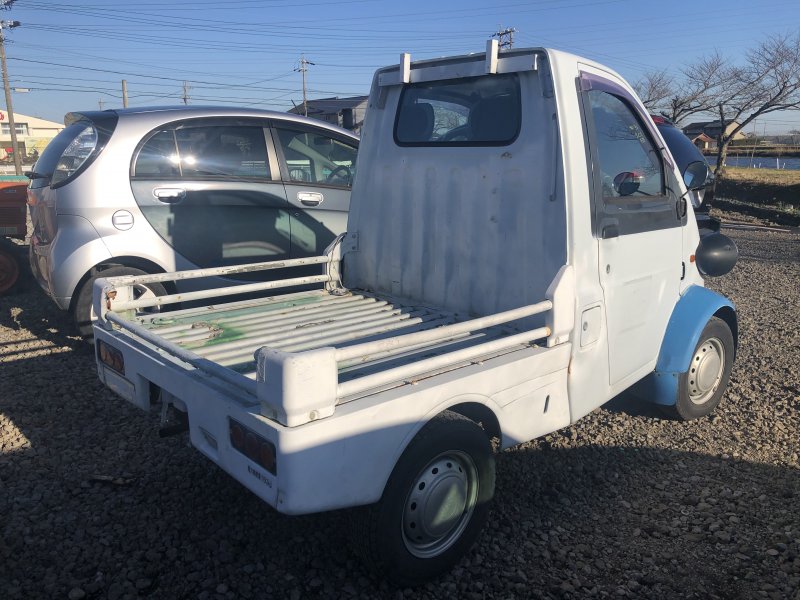 Daihatsu midget 1