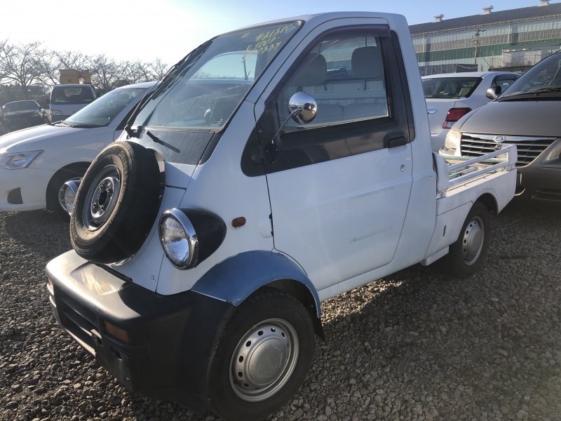 Daihatsu midget 1