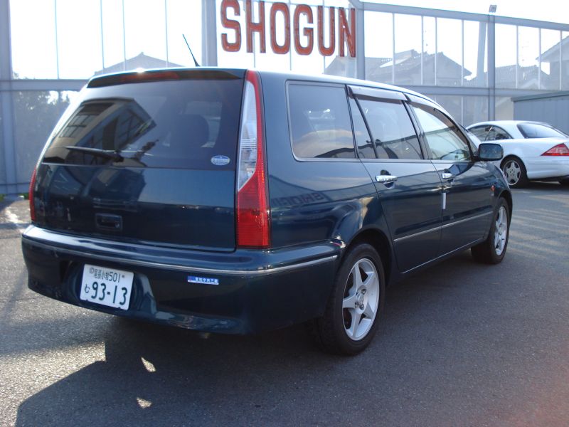 Mitsubishi lancer cedia wagon