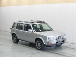 Nissan rasheen 1996