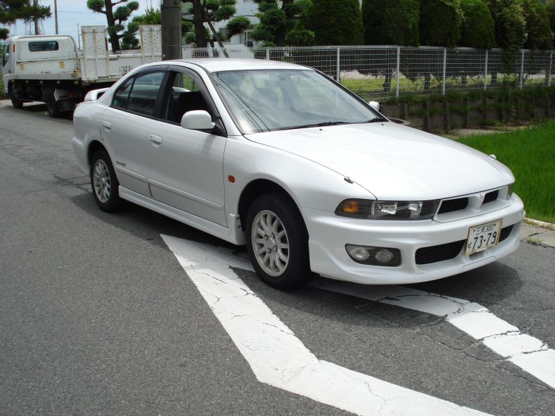 Mitsubishi galant viento