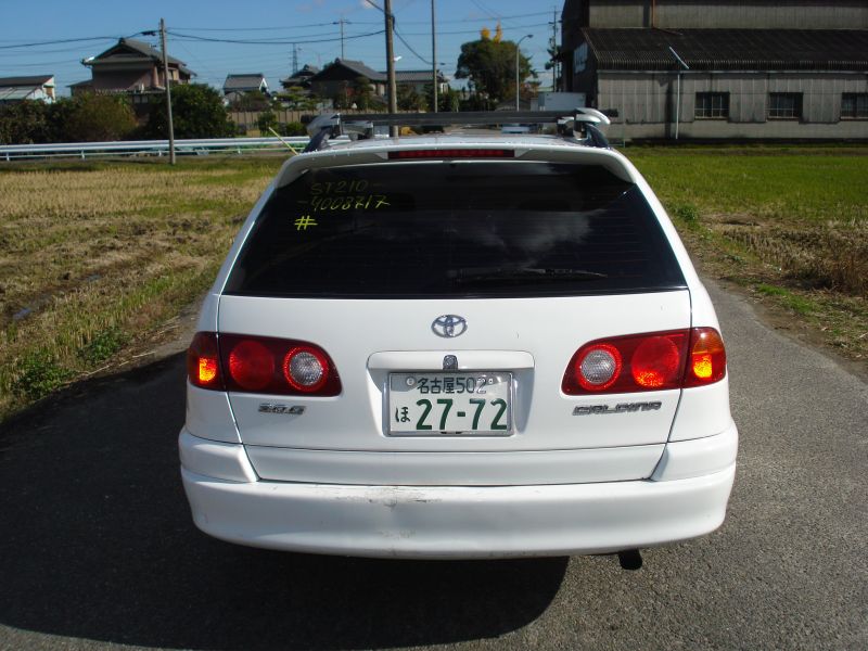 Toyota caldina 2