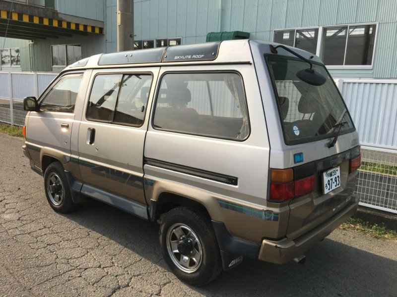 Toyota lite ace 1988