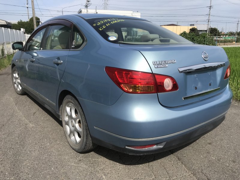 Nissan bluebird 2005