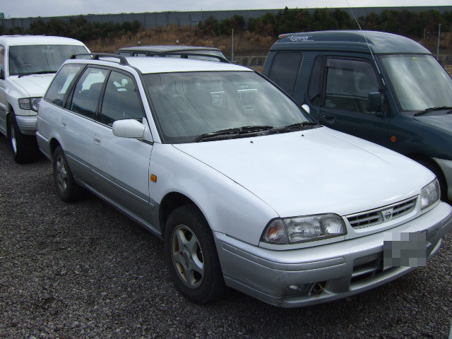 Nissan avenir 1997