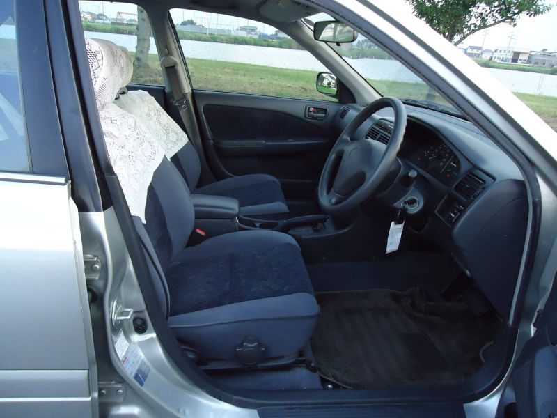 Toyota Carina 1.5 ti Myroad, 2000, used for sale