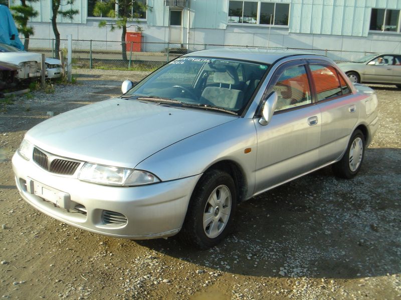 Mitsubishi carisma da2a