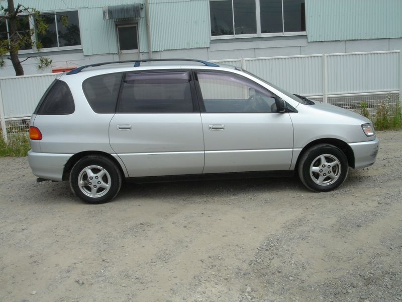 Toyota ipsum 1997