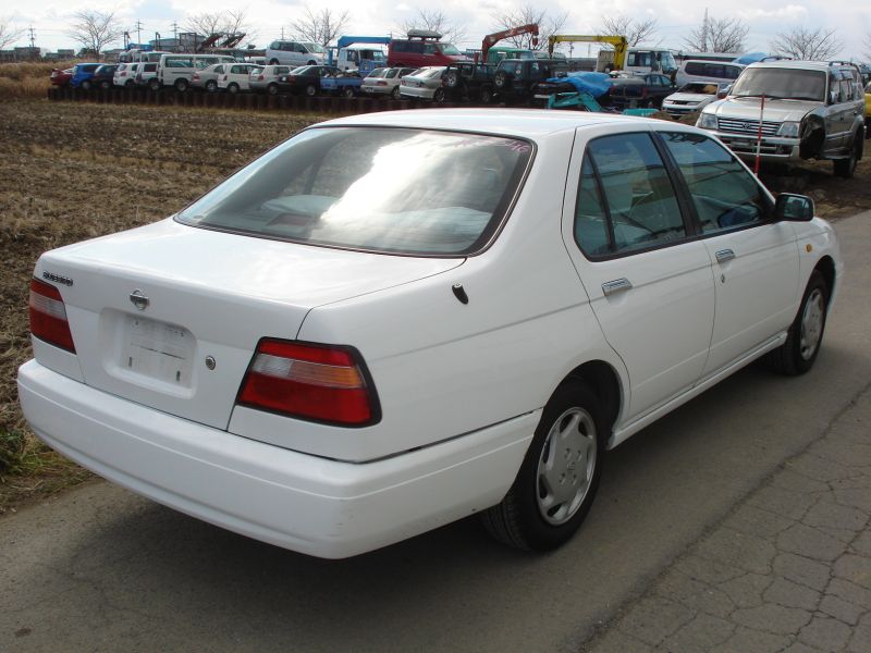 Nissan Bluebird , 1997, used for sale