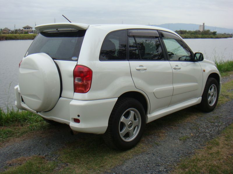 Toyota rav4 j