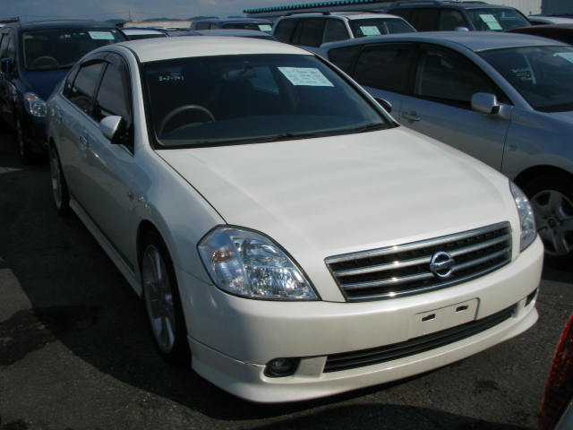 Nissan teana 230jm