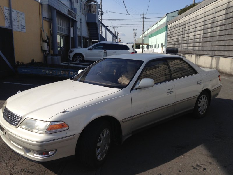 Toyota mark 2 grande