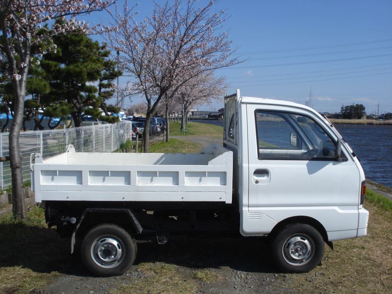 Mitsubishi minicab 4wd