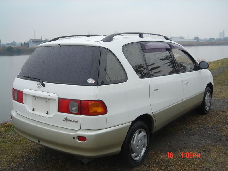 Toyota ipsum 1997