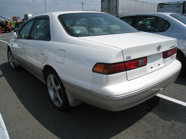 Camry Gracia 3 0