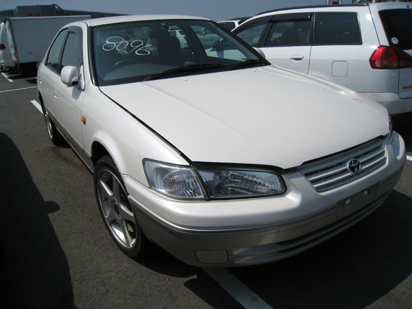 Toyota camry gracia 1997