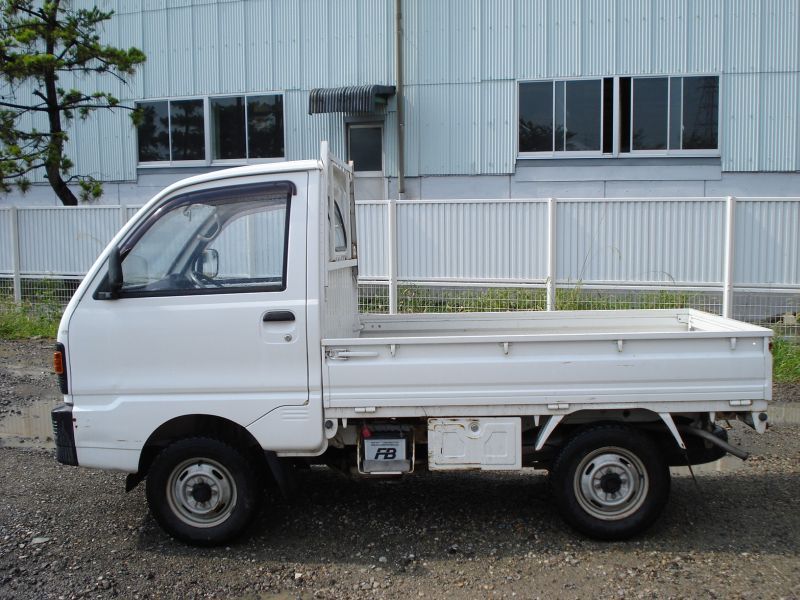 Mitsubishi minicab 4wd