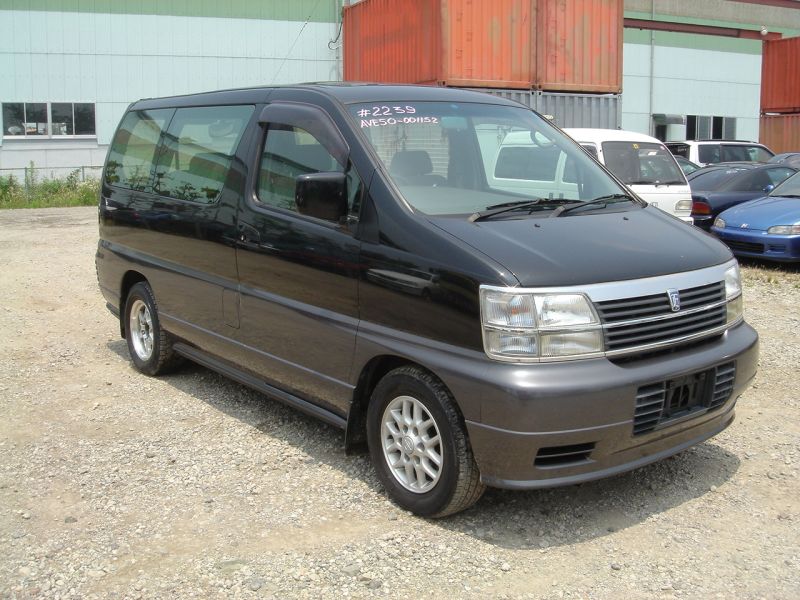 Nissan homy elgrand