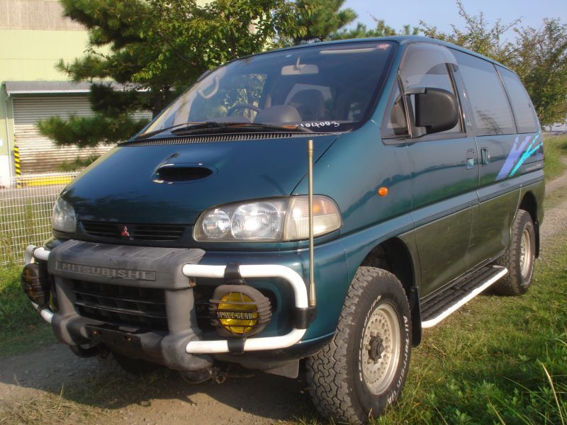 Mitsubishi delica 1996